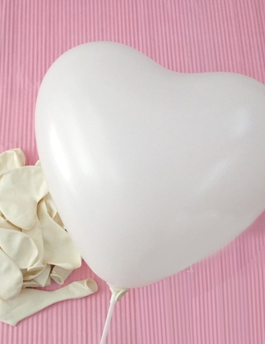 Ivory Heart Shape Balloons 28cms