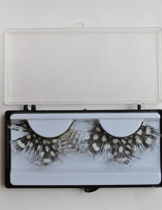 White Spots Eyelashes - Brown