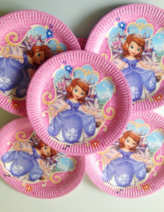 Sofia the First Round Paper Plates 17.8cms