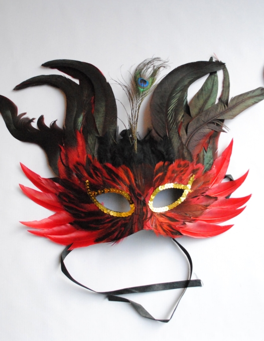 Girl Furr Full Mask (Peacock) White